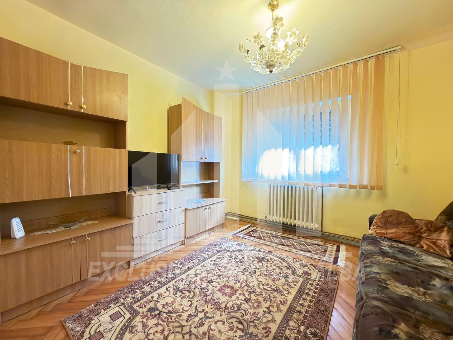 Apartament cu 3 camere | 2 bai | 64 mp | Cetate - Mercur - Poză 4