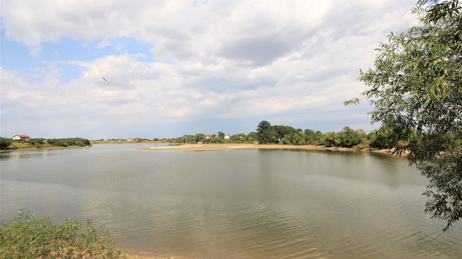 Casa deschidere lac 14 metri teren 878 mp in Samurcasi Crevedia Buftea - Poză 2