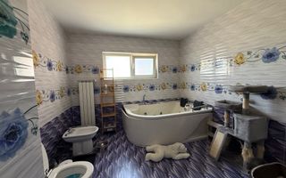 Casă de vânzare - 2 corpuri – zona Mega Mall -  Vatra Luminoasa - Monza - Poză 18