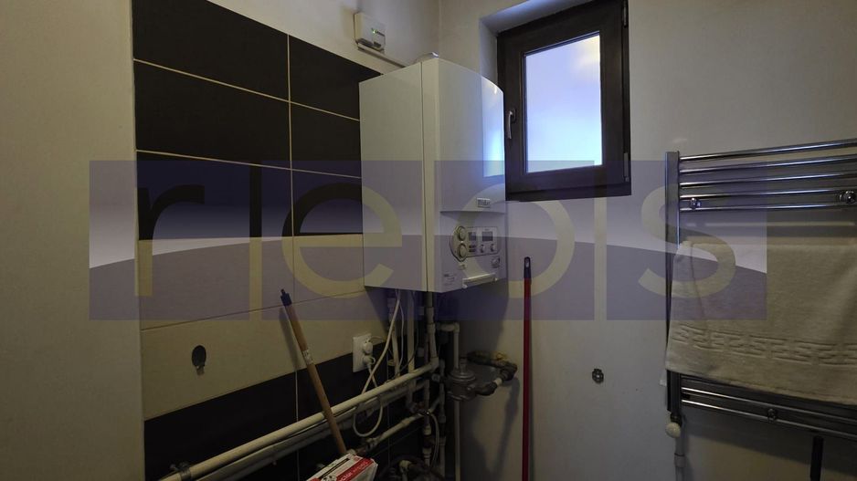 VANZAE VILA P+1+P | 6 CAMERE | ZONA VITAN MALL - Poză 16