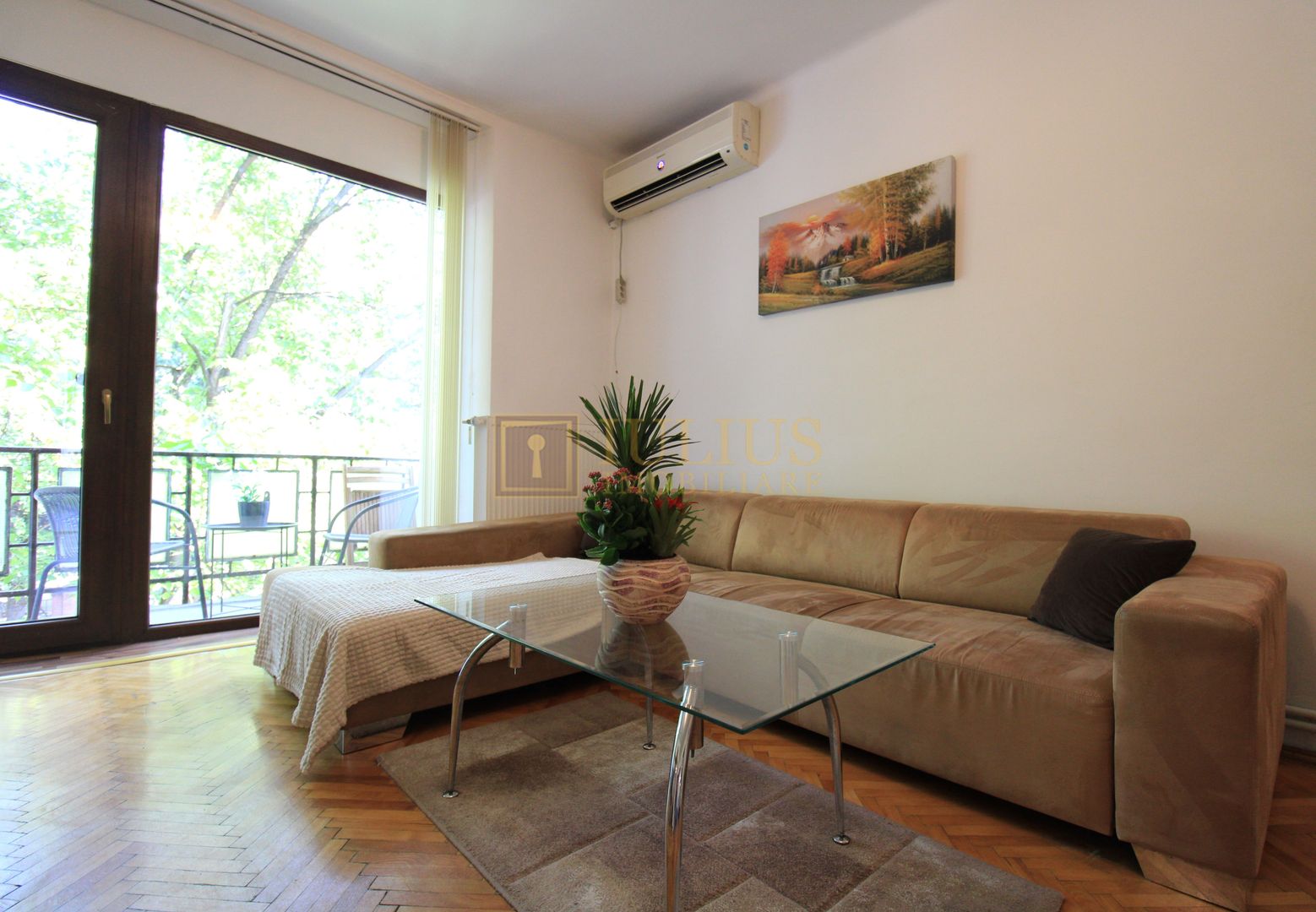 Central; Bdl Mihai Viteazu, 3 camere, centrala proprie - Poză 1
