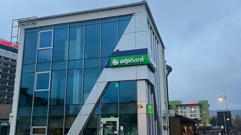 Clădire de vânzare în stațiunea Covasna, amplasare de excepție. - Poză 1