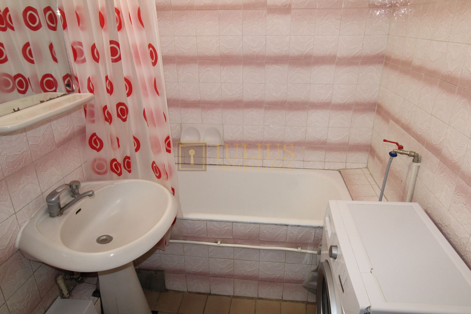 apartament 3 camere, 2 bai, centrala proprie, ideala pentru un cuplu - Poză 5