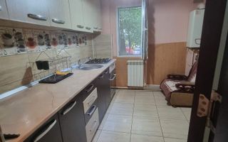 Apartament cu 2 camere  400euro  Podul de Piatra - Poză 1