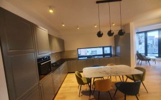 Apartament de vanzare - 4 camere -PARCARE - Poză 2