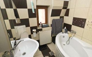 GARSONIERĂ 50 MP ULTRACENTRAL SIBIU LÂNGĂ PIAȚA MARE - Poză 6