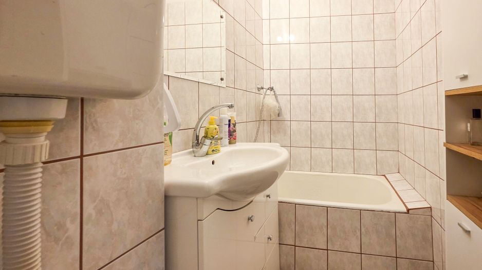 Apartament 2 cam. 60mp din 2 garsoniere, mobilat, Dumbrăvița 2 ITN - Poză 17