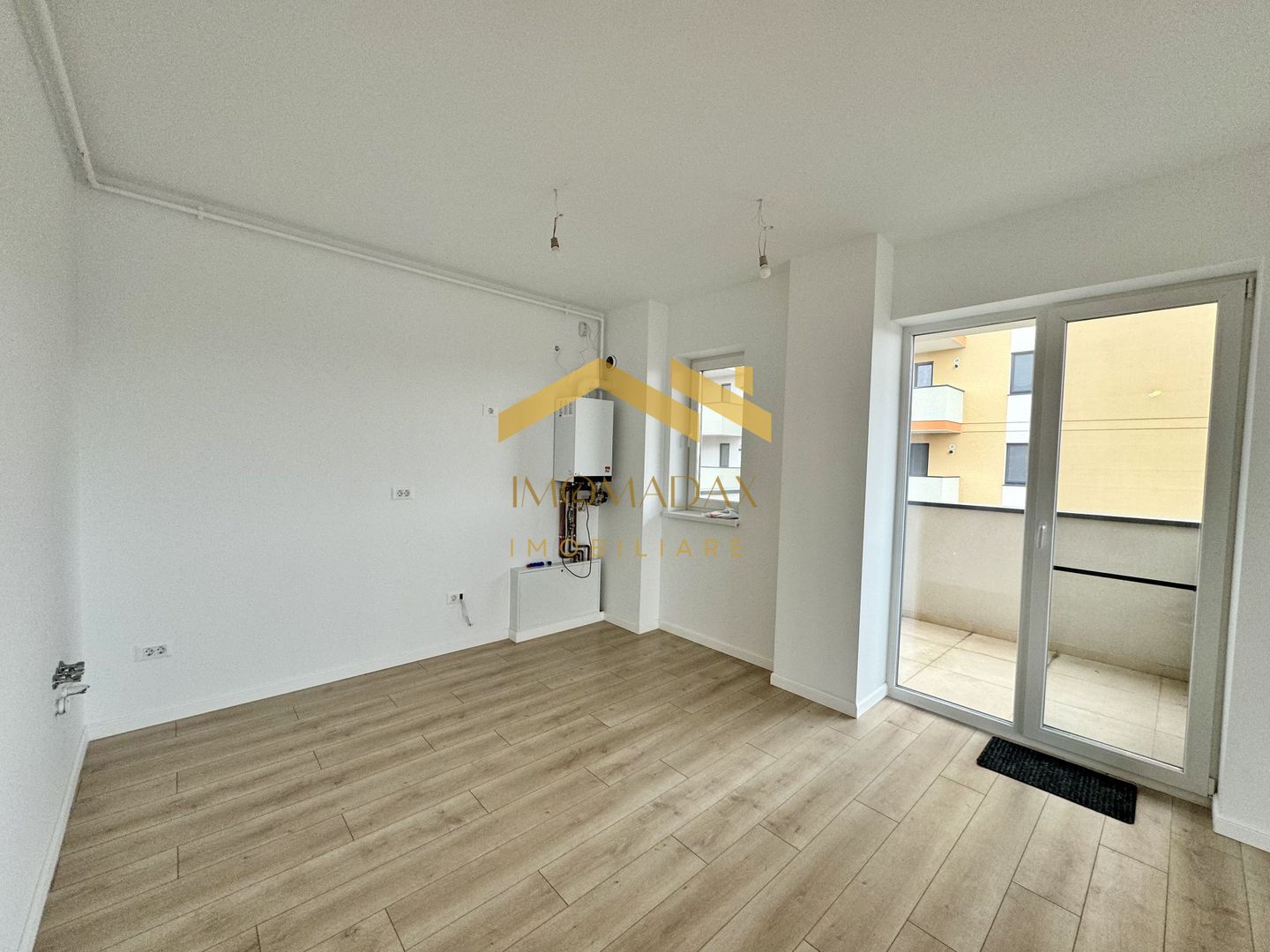 Torontalului-2 Camere-Loc de parcare - Poză 6