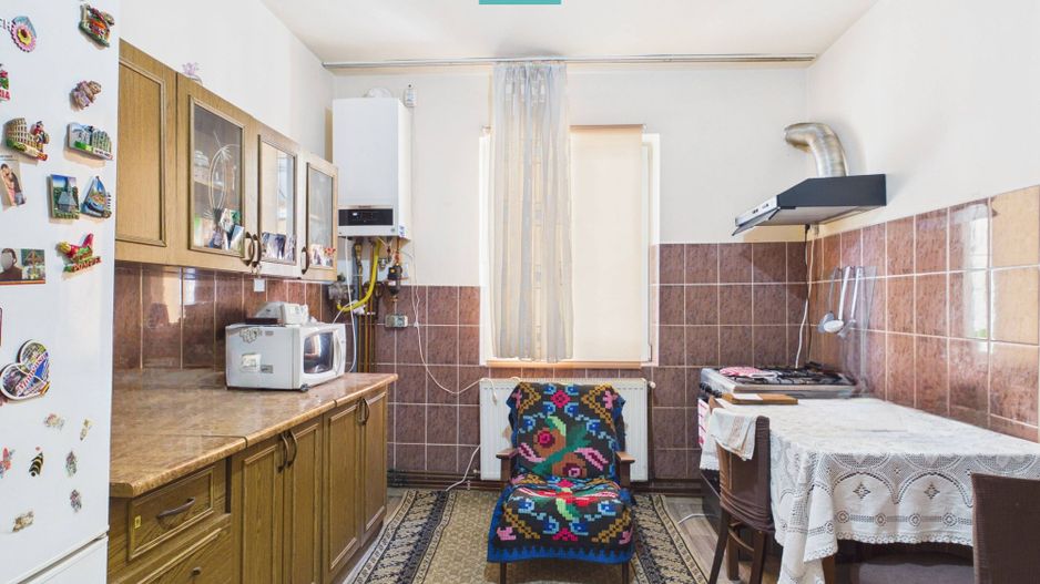 Casă de familie cu grădină și potențial în Giroc - Poză 9