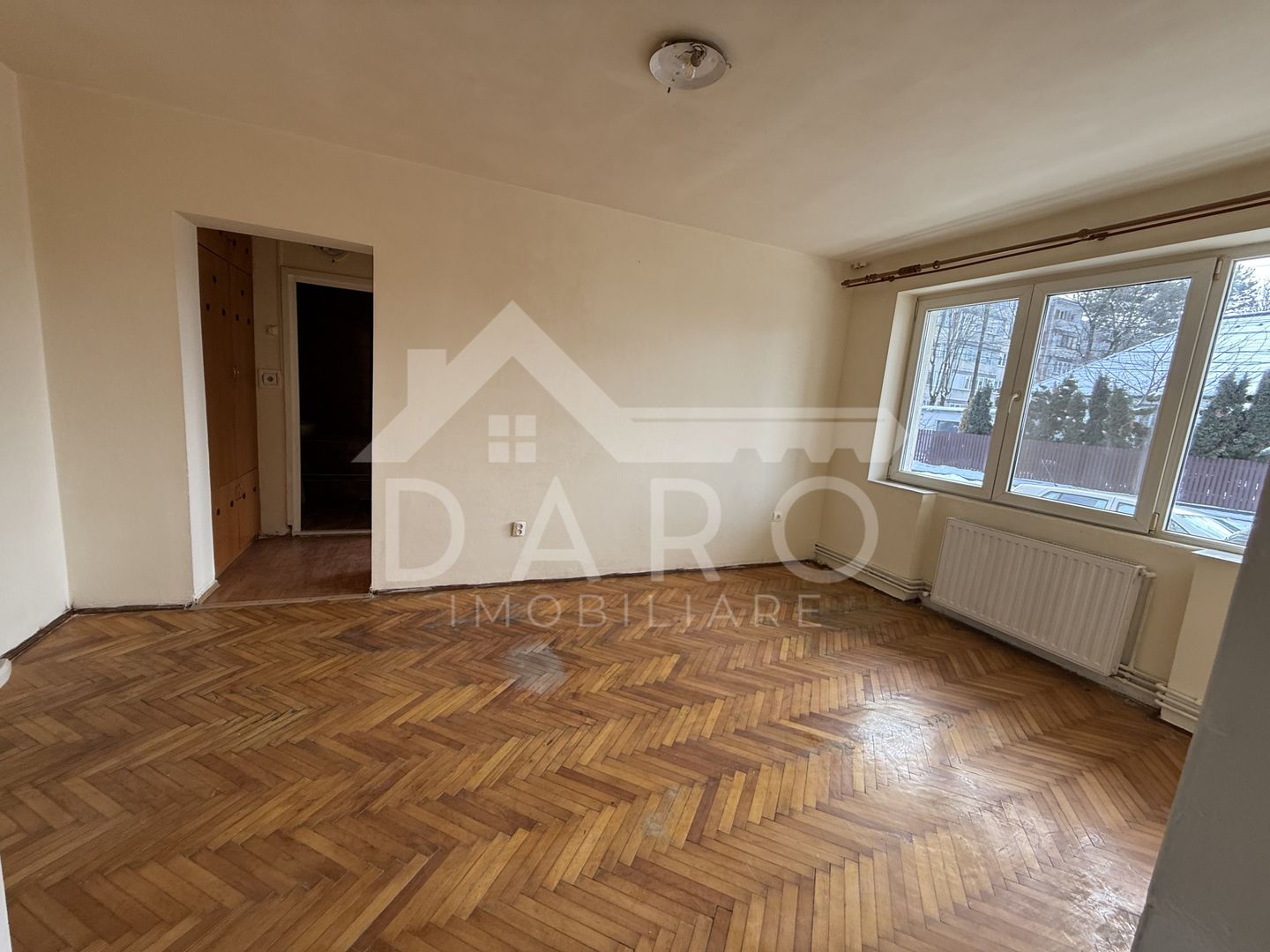 Apartament cu 2 camere de vânzare în Dacia, Targu Mures - Poză 3
