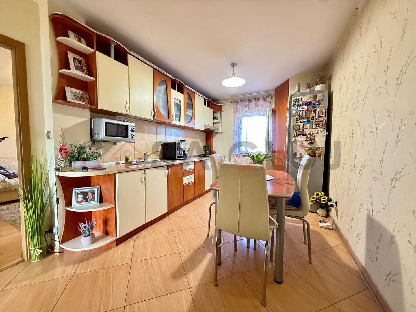 3 camere decomandate, la cheie, etaj intermediar, Lidl Mărăști!! - Poză 2