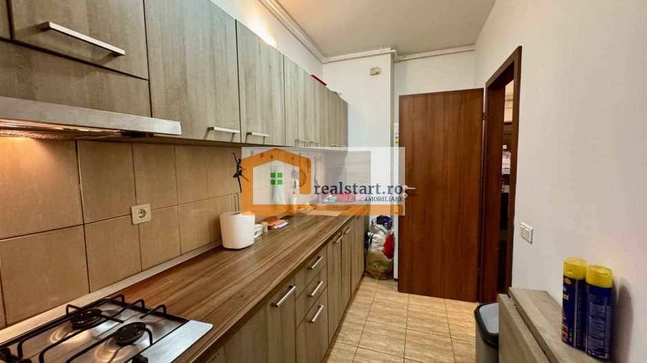 Rasarit de Soare, et8/11, Auchan Titan, disponibil imediat - Poză 9