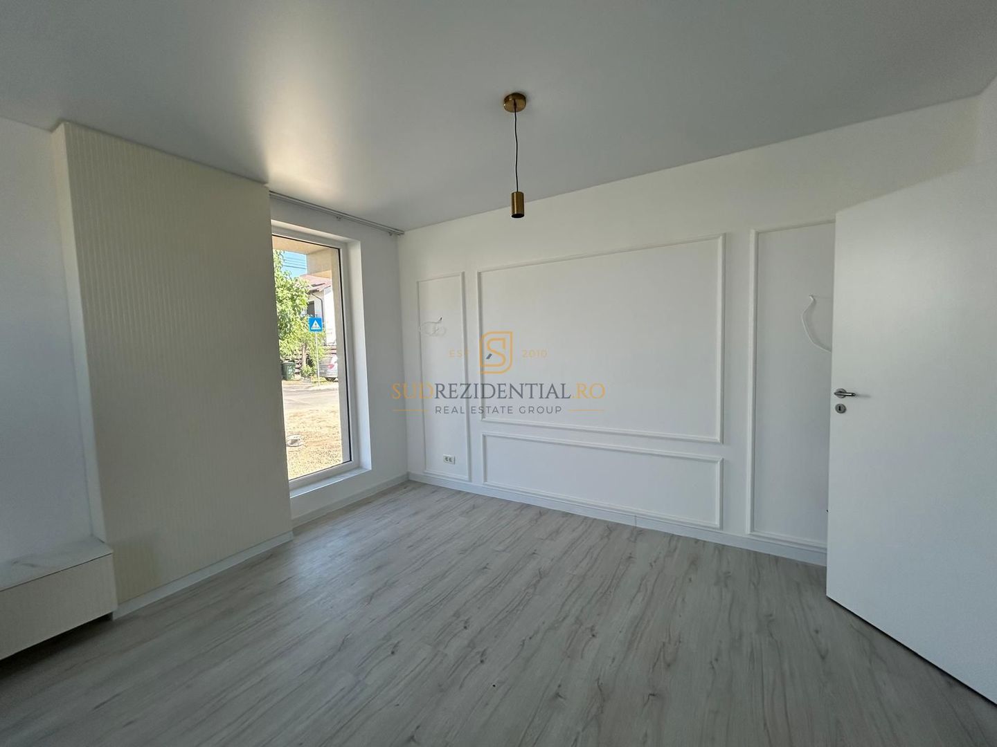 Vila moderna tip duplex, 4 camere, ansamblu privat cu piscina - Poză 15
