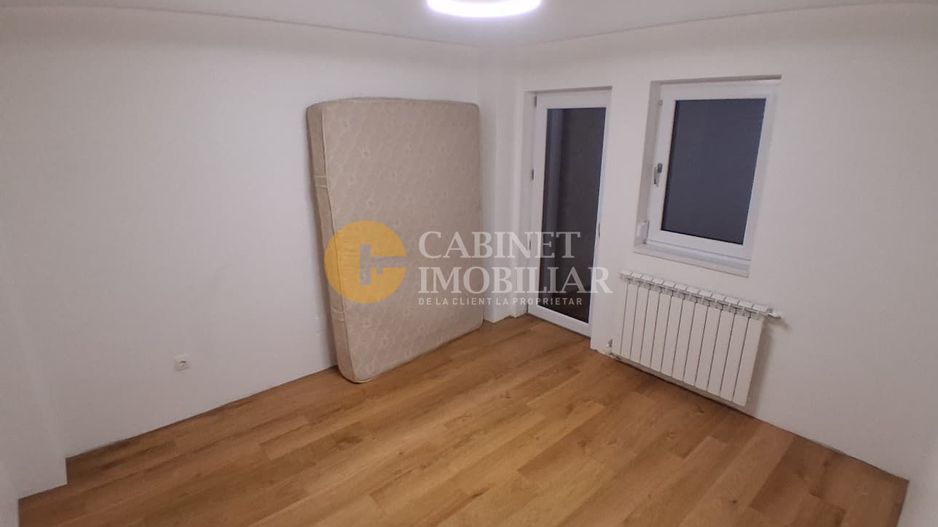 3 camere, decomandat, zona Copou Iasi - Poză 3