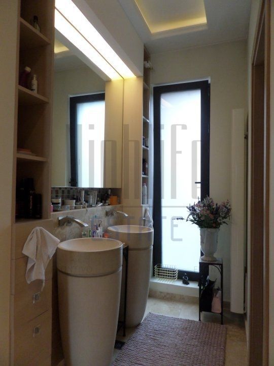 Oaza de relaxa de pe malul lacului Snagov. - Poză 11