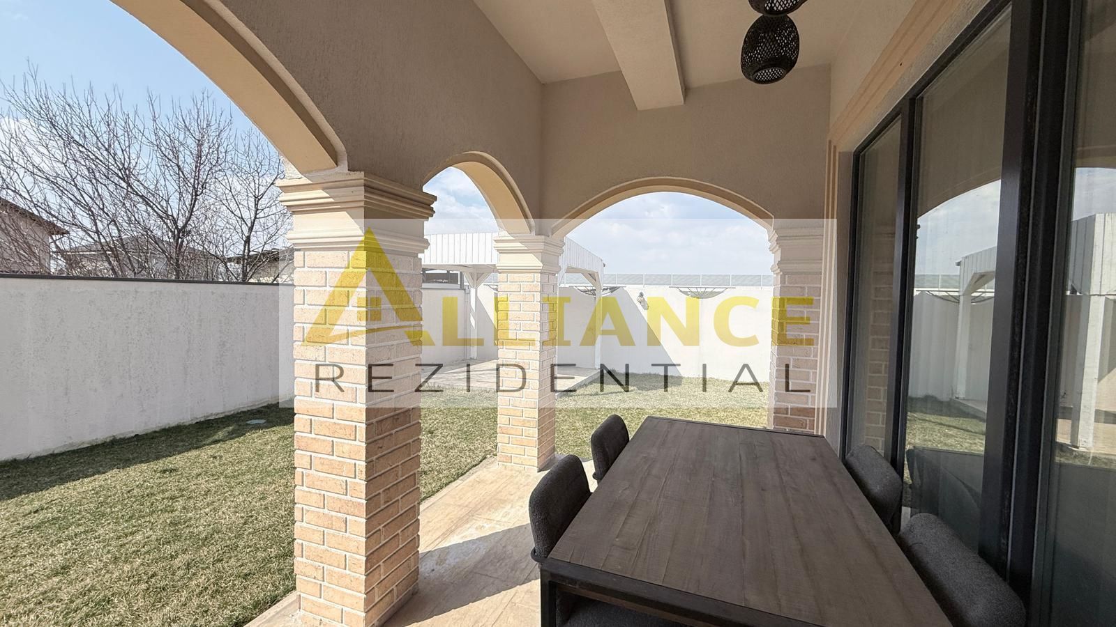 Duplex - 5 camere - 3 bai - 304 mp teren la intrare in comuna Berceni - Poză 4