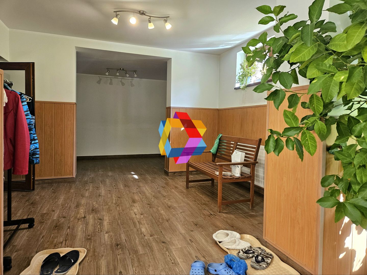 Casă plus Spațiu comercial  741 mp, Teren 906 mp Brasov - zona Blumana - Poză 14