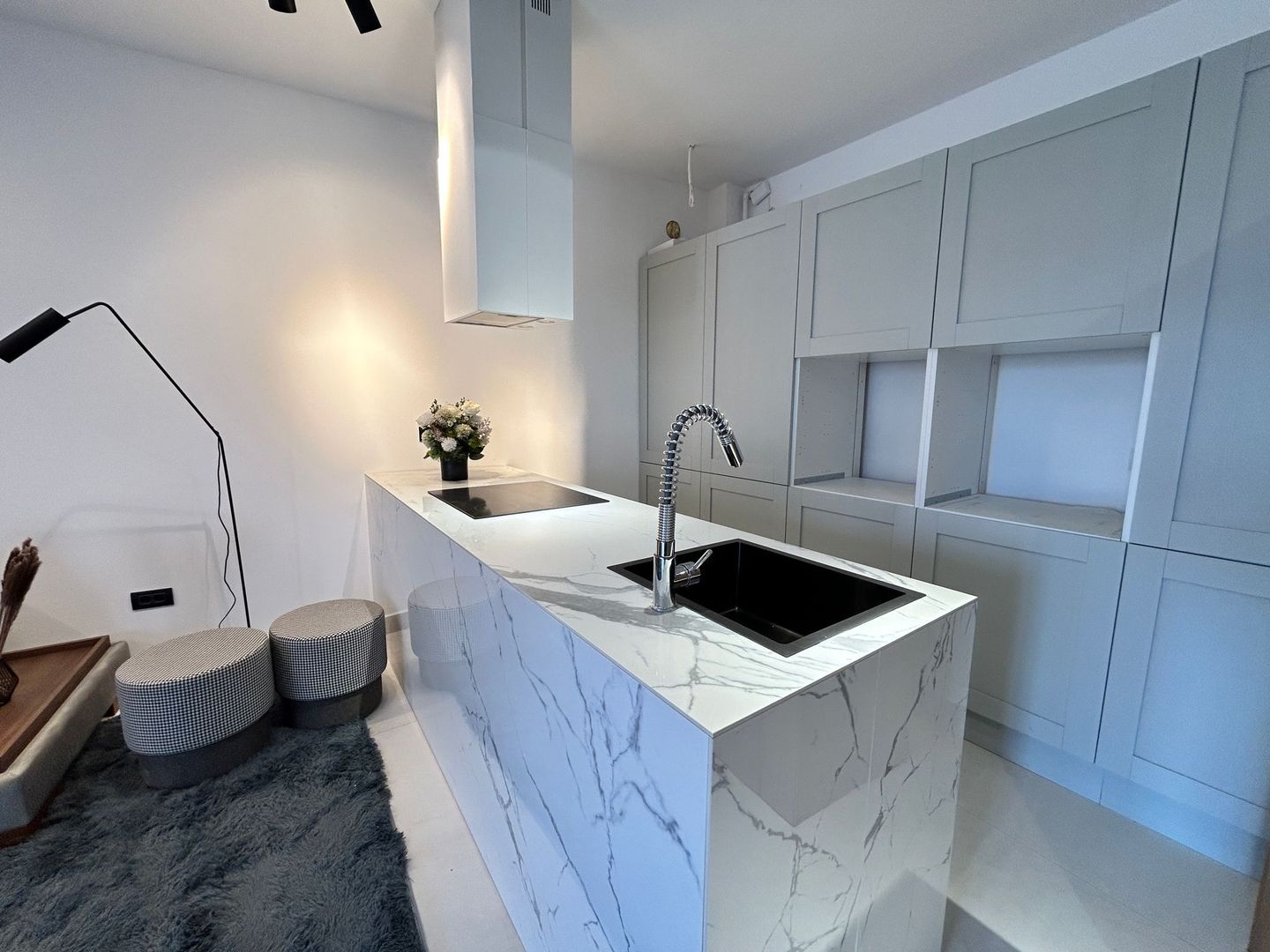 Apartamet lux 3 Camere | Parcare Inclusa | Terasa 20mp / Domenii - Poză 2