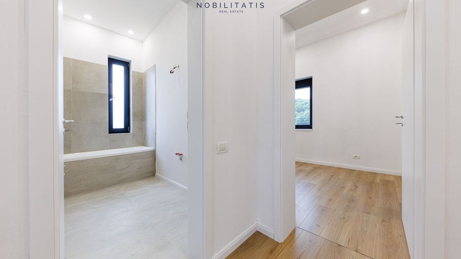 Duplex de vanzare la liziera padurii - 130 mp, 4 bai & 4 dormitoare - Poză 23