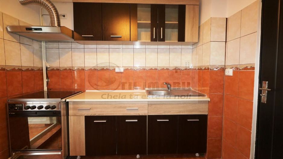 Apartament 2 camere Nicolina prima statie din Podu Ros - Poză 10