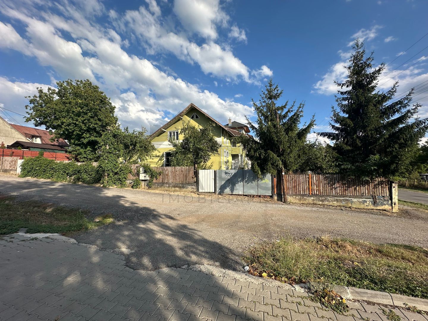 Casă de vânzare în comuna Raciu jud. Mureș - Poză 2