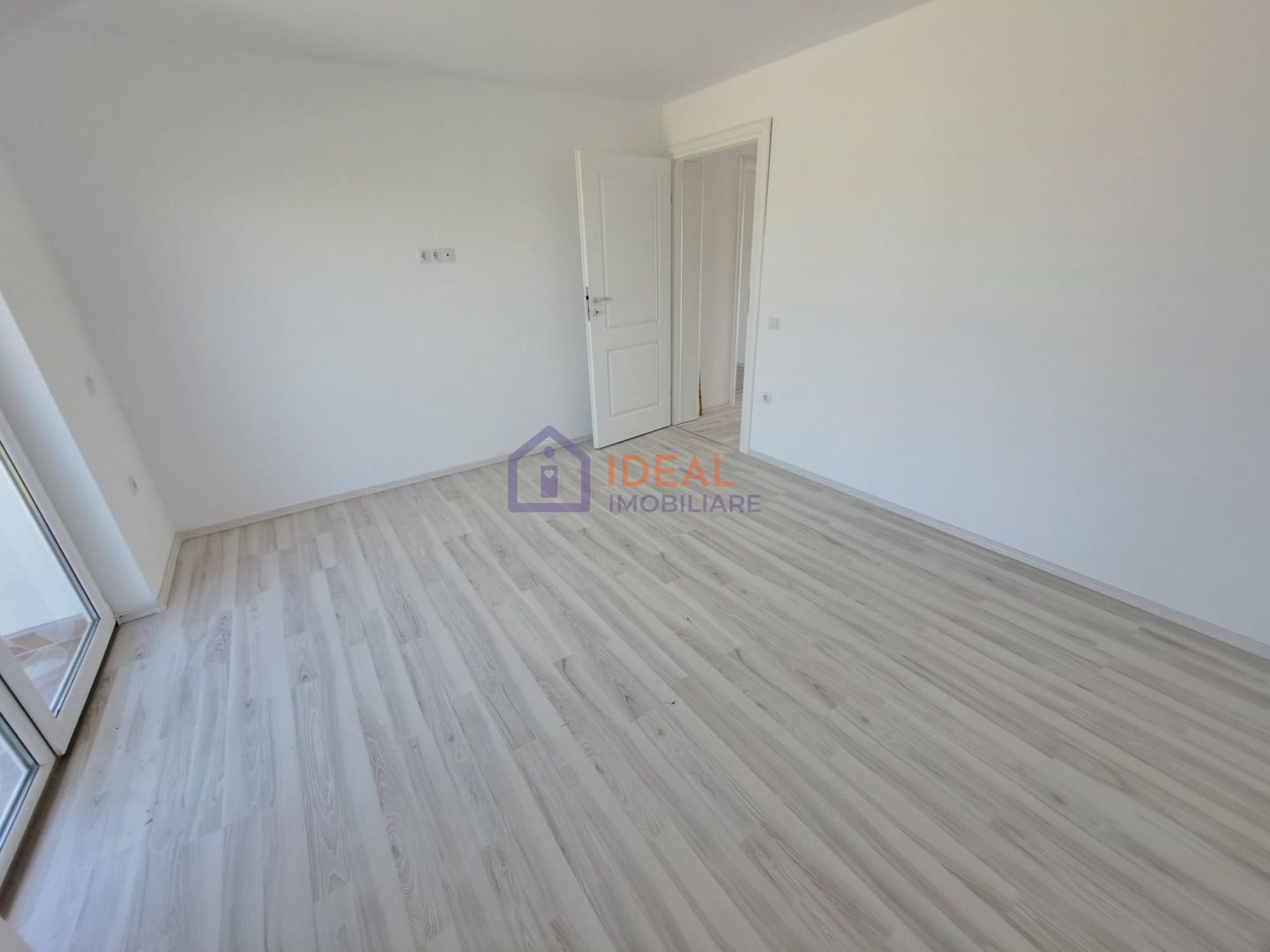 Duplex  Modern LA CHEIE cu 4 camere si gradina ,in Cristian - Poză 10