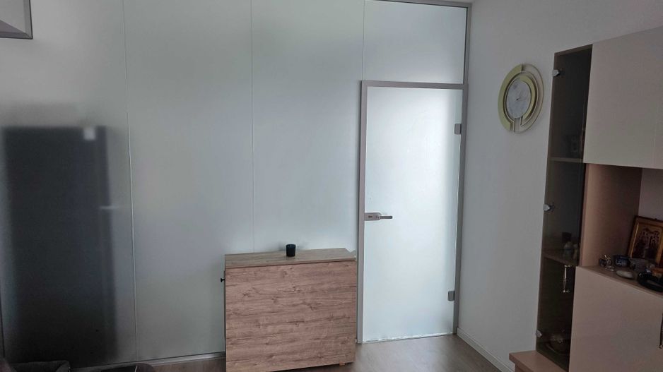 APARTAMENT ELEGANT PARCARE STATIE DE  INCARCARE BOXA  ZONA 13 SEPTEMBRIE - Poză 3
