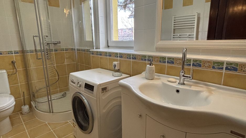 Vilă primitoare zona Modern - Poză 21