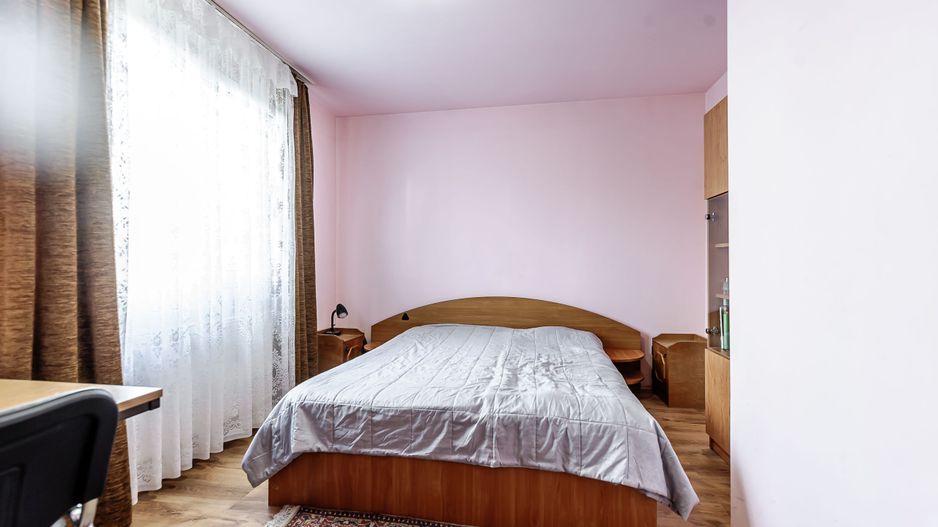 VÂNDUT! Casă 6 camere cu teren generos - Zadareni - Poză 6