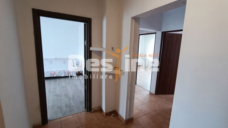 Apartament 3 camere, decomandat, langa Mall Vitan - Poză 1