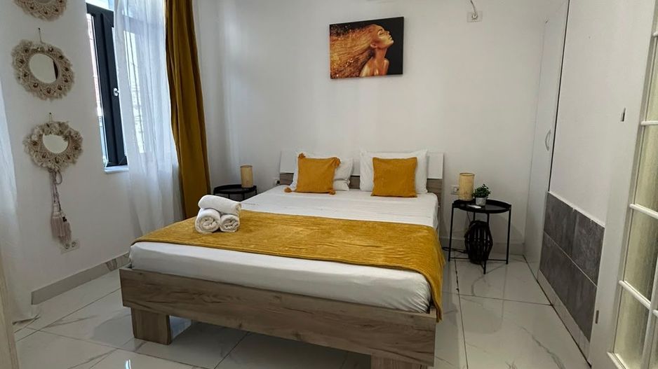 APARTAMENT 3 CAMERE DE INCHIRIAT - Poză 21