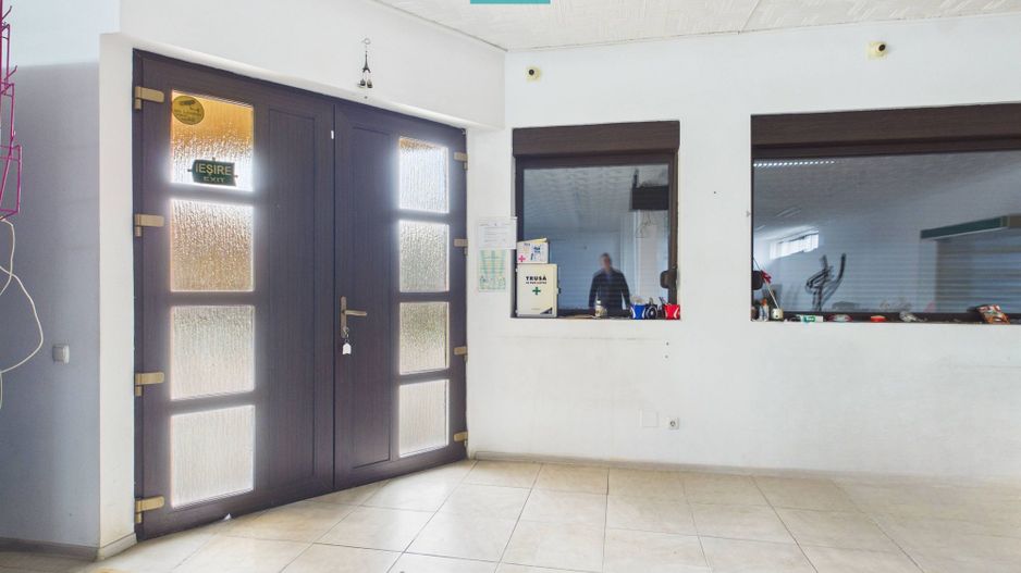 Casa plus spatiu comercial Dudestii Noi - Poză 24