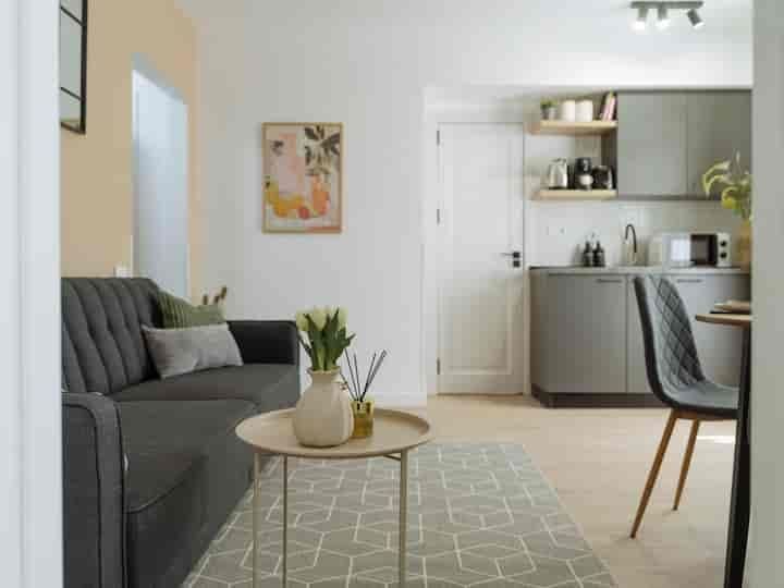 Apartament 2 camere / Blocul Dalles /Afacere la cheie !! 2 camere - Poză 1