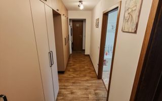 Apartament 4 camere decomandat, etaj 2, zona Steaua. - Poză 11