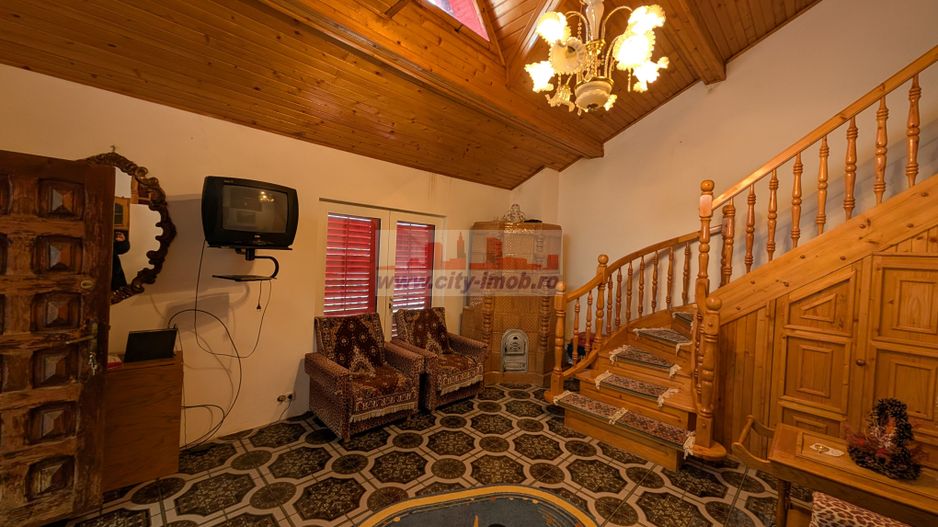Vanzare casa de vacanta Breaza Prahova - Poză 2