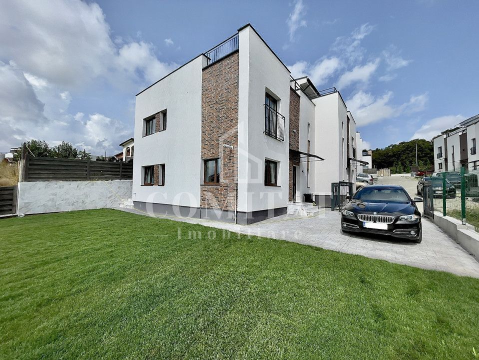 Casă ultramodernă cu terasă panoramică strada Voroneț - Poză 16