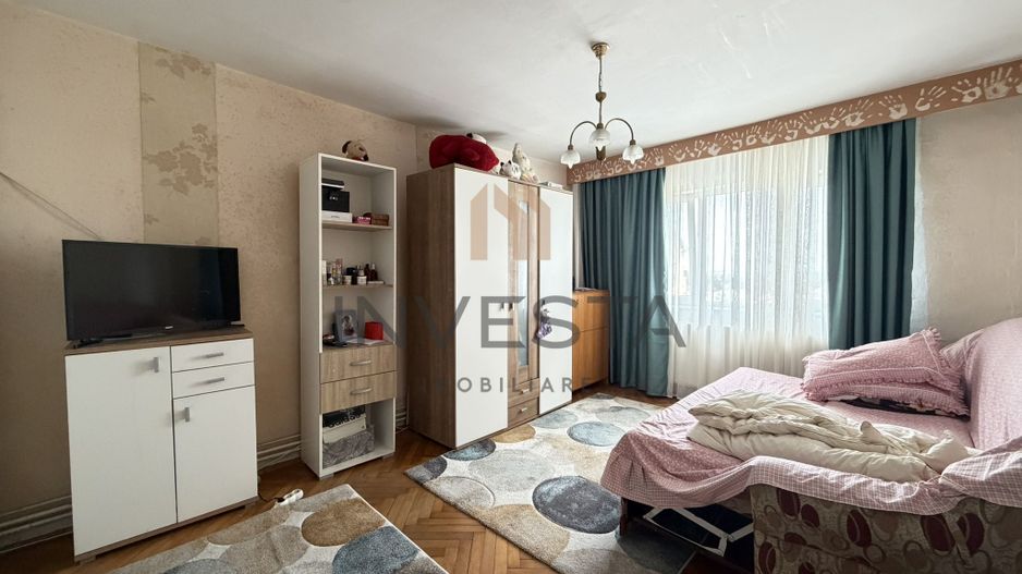 Apartament 4 camere decomandat, etaj intermediar, garaj, zona Zorilor - Poză 1