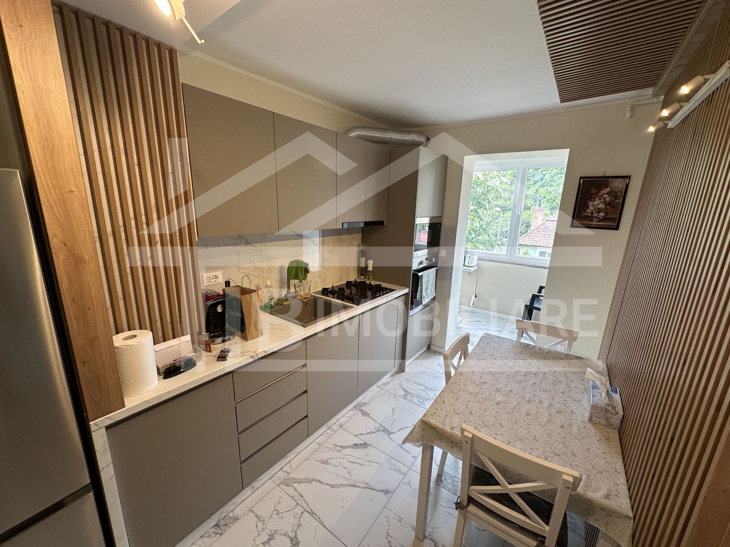 Apartament cu 2 camere, 54mp, decomandat, Zona Europa - Poză 3