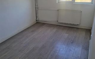 Garsoniera zona Rogerius - Poză 3