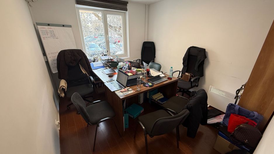 De vanzare 4 Camere, Crangasi,  Renovat 2025 - Poză 3