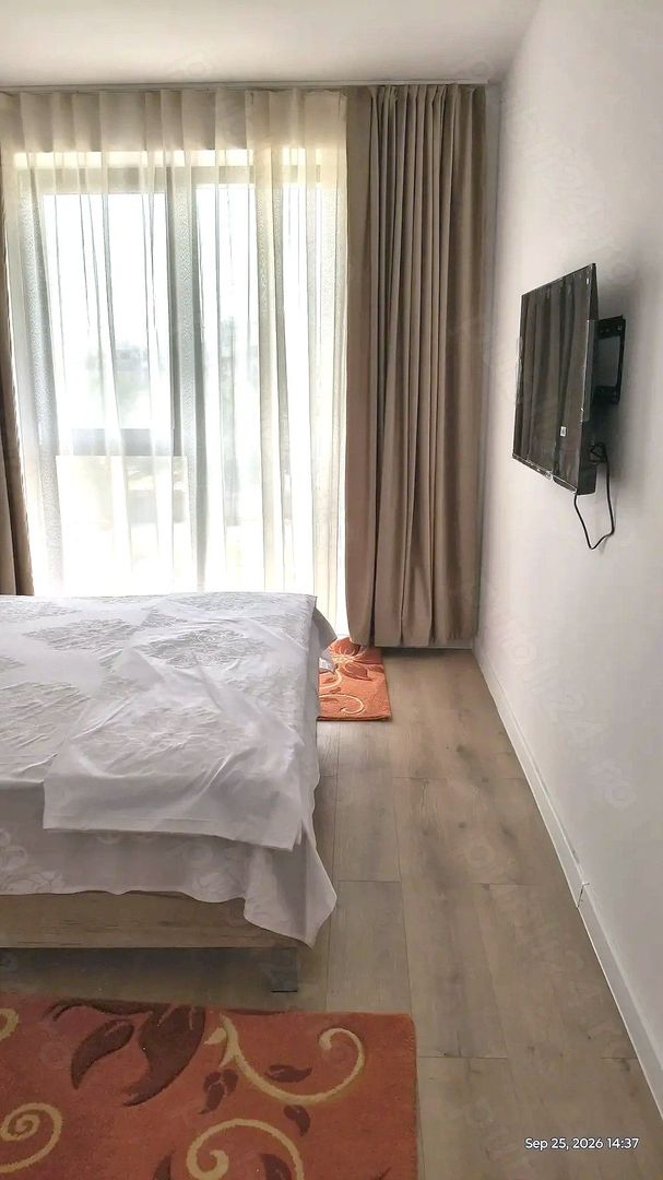🏡 Închiriez Apartament cu 2 camere, Hils Titanium, parcare subterană - Poză 2