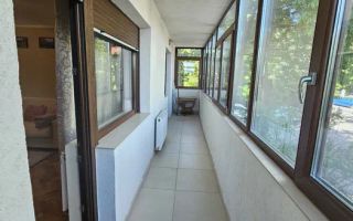 Ap 3 camere–vis-a-vis de Colegiul Național „Costache Negruzzi"- 750 E - Poză 4