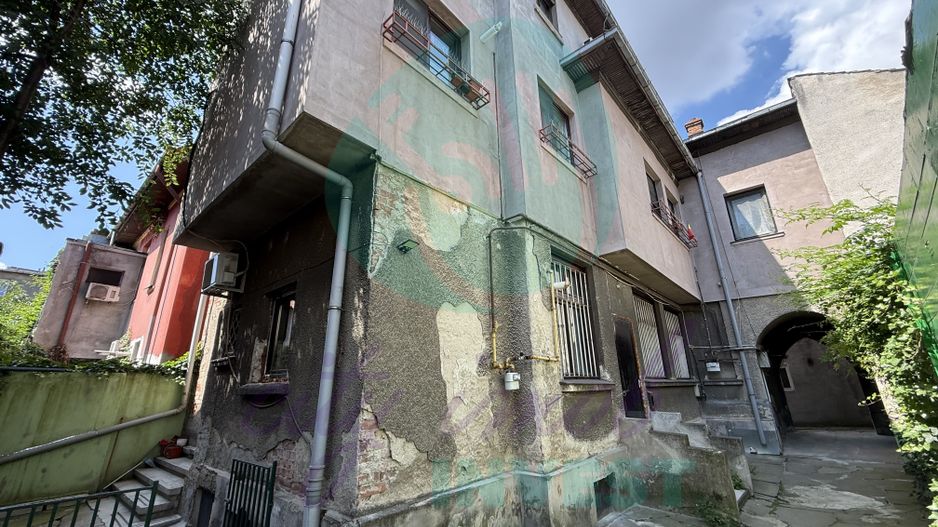 Refugiu urban într-o vilă interbelică - Poză 1