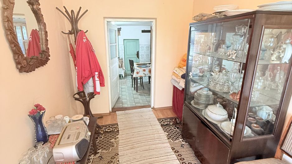 Casa interbelică cu arhitectură deosebită+Anexa și teren 1570 mp - Poză 17