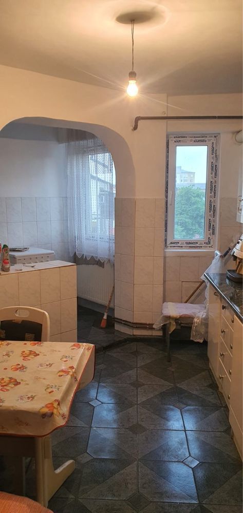 BRASADAS vinde ap 3 cam etaj 4/4 in Micro 16. - Poză 2