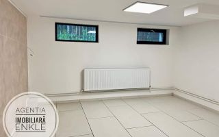 Spatiu comercial de vânzare, zona Stadion - Poză 2