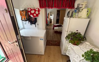 Casa individuala in Arpasu de Sus, teren mare, partial renovata - Poză 14