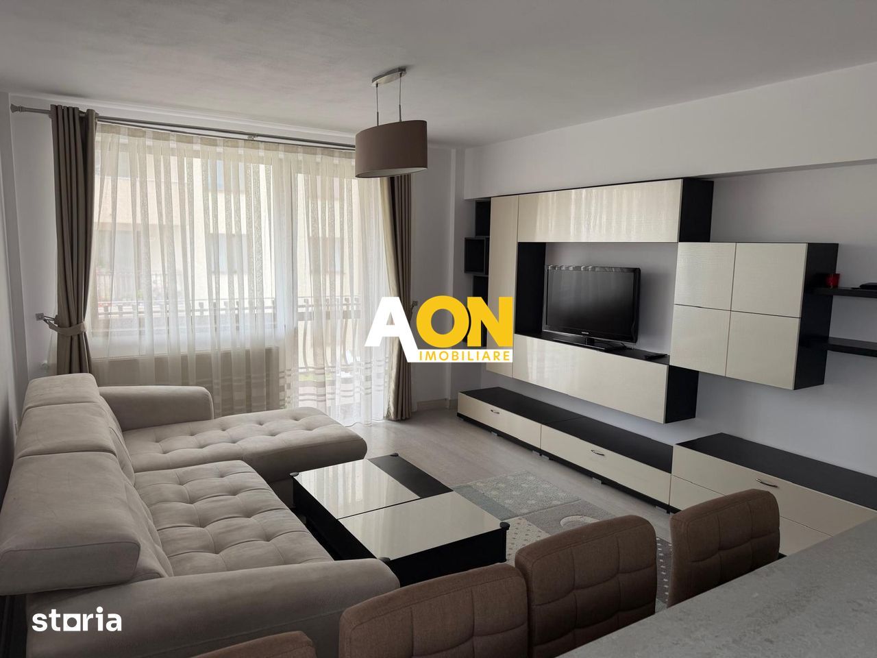 Apartament 3 camere de închiriat – zona Centru - Poză 1