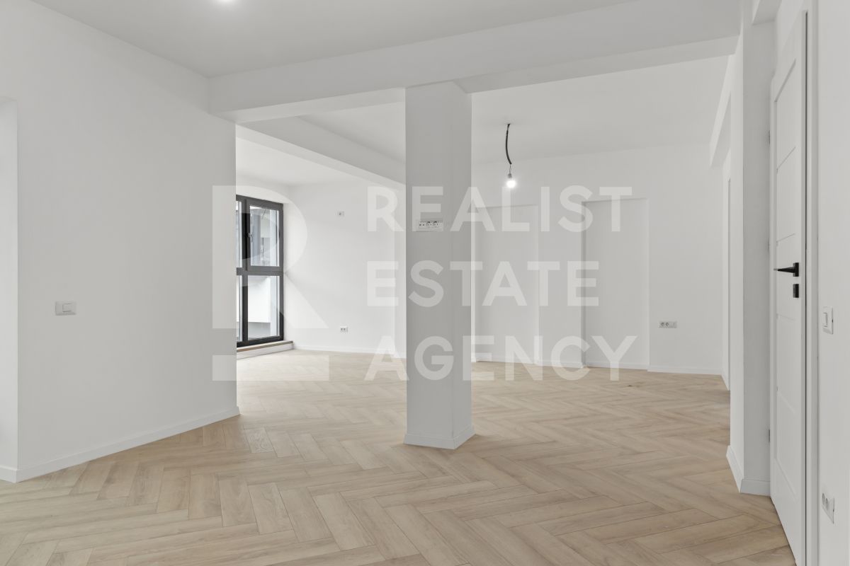 Casă nouă, spațioasă și elegantă, 7 camere, Lângă Pădurea Crețuleasca - Poză 27