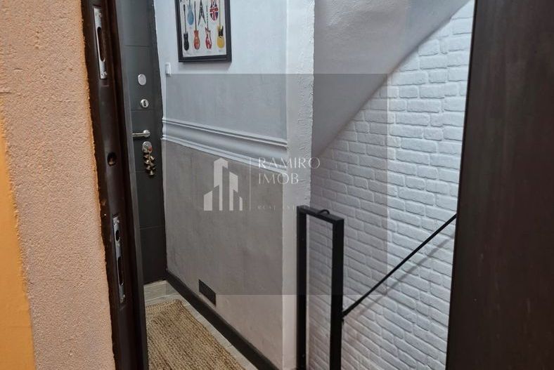 Vanzare 2 camere |  Vila | Renovat | Centrala | P-ta  Victoriei - Poză 14